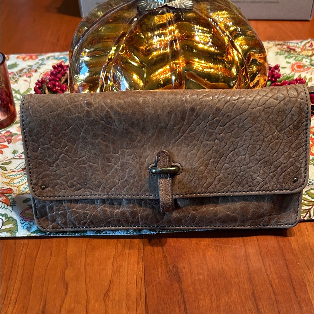 PILCOR Brown Leather Women’s Wallet